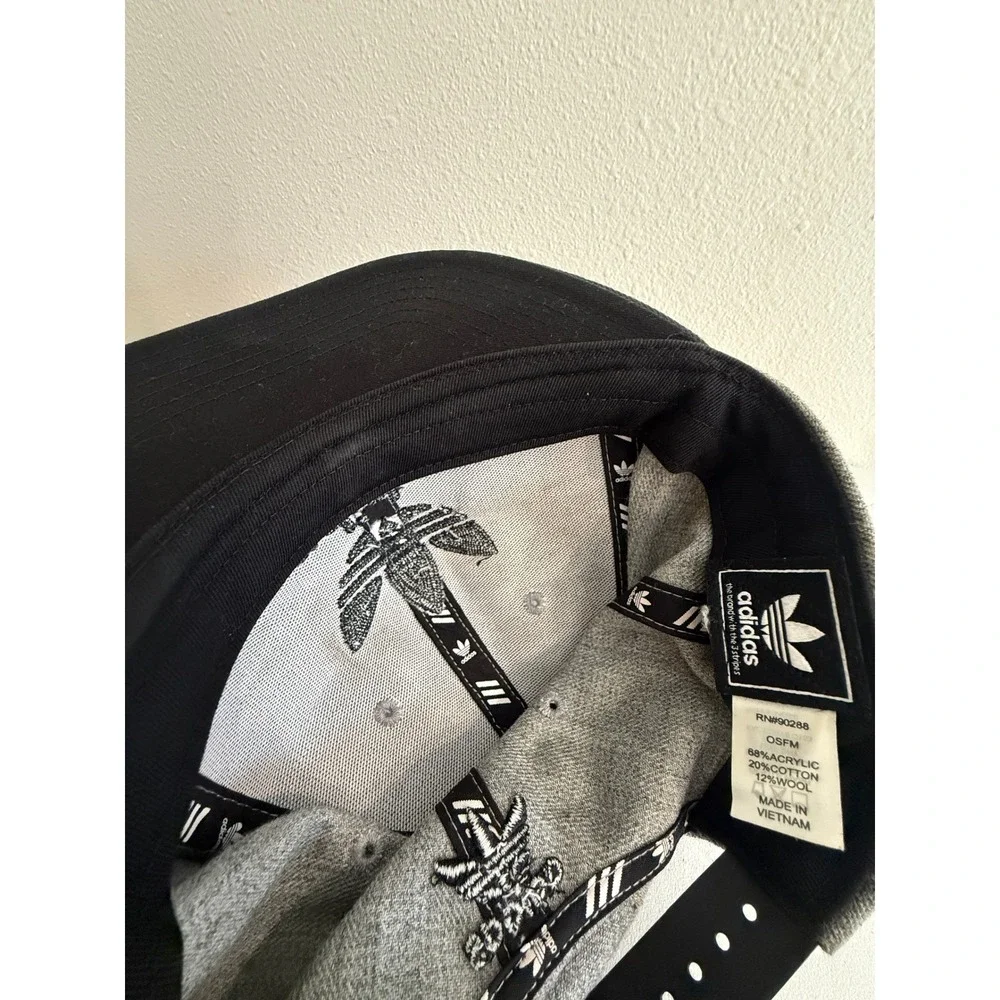 adidas originals snapback